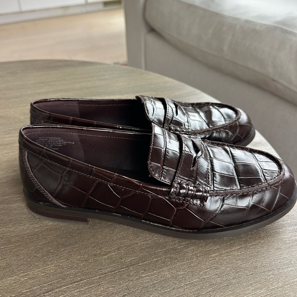 Madewell Dark Brown Croc-Embossed Loafers
